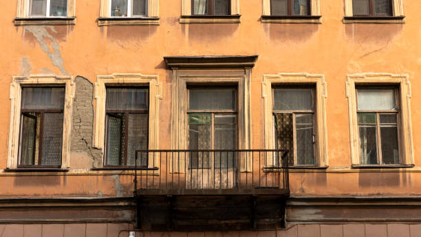 istock A structure featuring a balcony situated on one of its side walls 2165869531