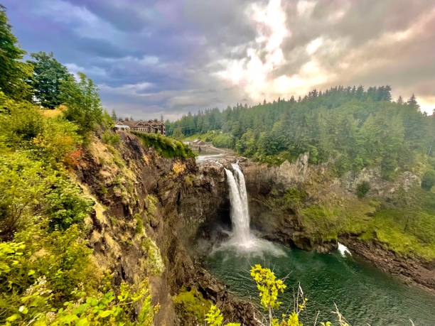Snoqualmie Falls with lodge view from upper viewpoint with cloudy sky