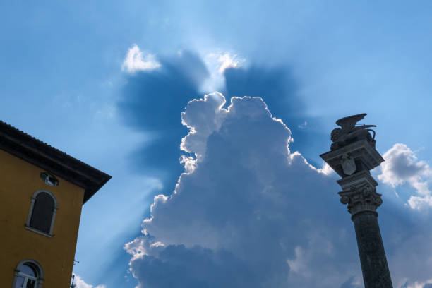 Spectacular cloud in Udine, Italy.