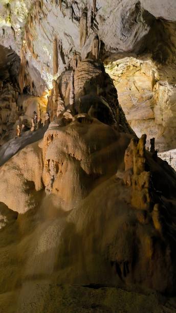 istock cave 