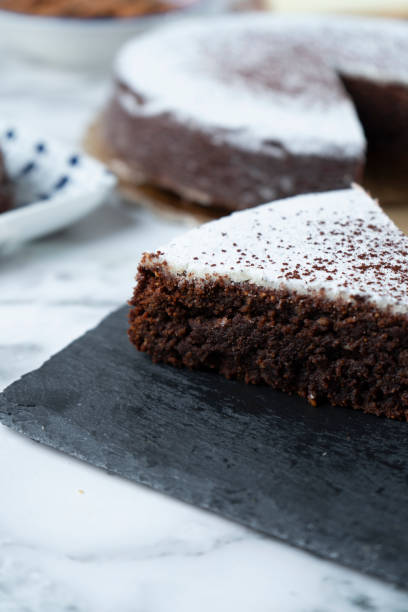 Torta Cremosa de Chocolate Fácil: Receita Perfeita - receita deliciosa profissional - passo 2