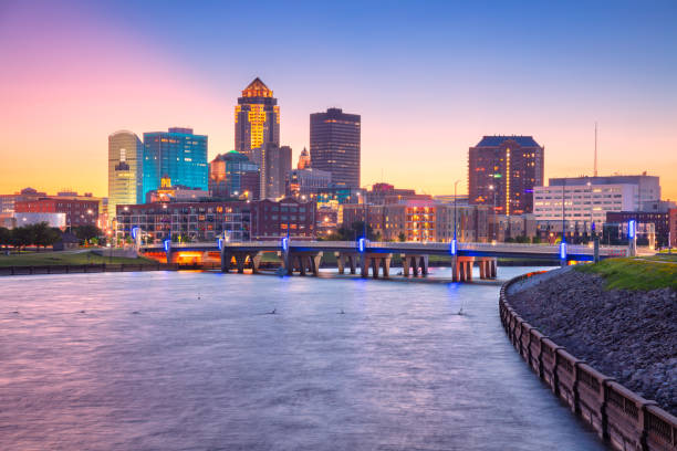 istock Des Moines, Iowa, USA. 2166457574