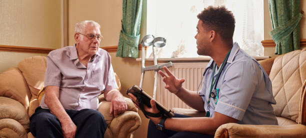 istock care nurse house call 2166490337