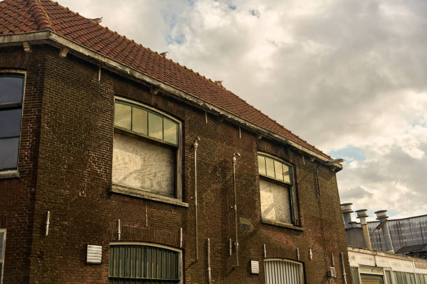 Home exteriors in disrepair