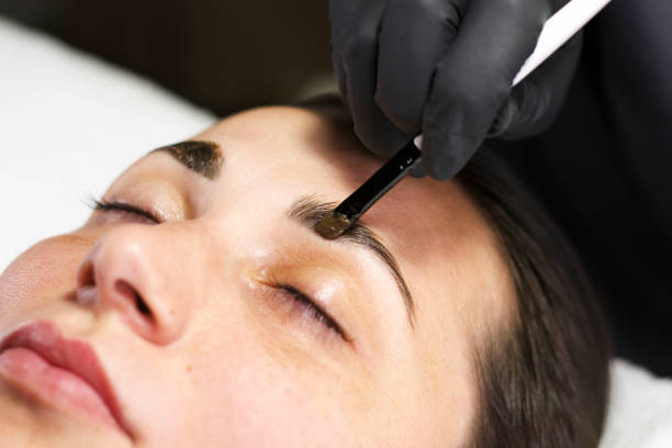 istock Eyebrow Tinting Process in Beauty Salon 2166534275