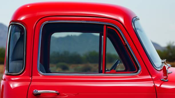 istock 1954 Truck 2166671901