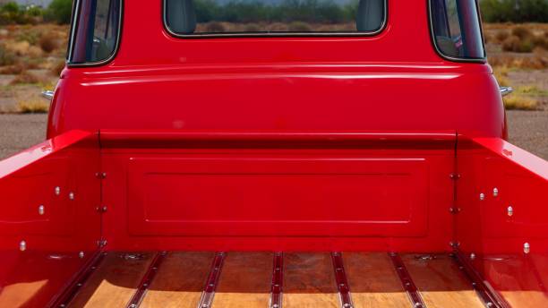 istock 1954 Truck 2166671909