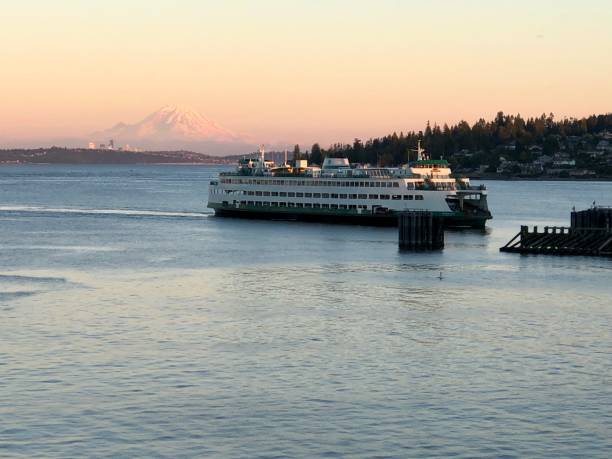 Washington State ferry, Kingston, Washington ￼