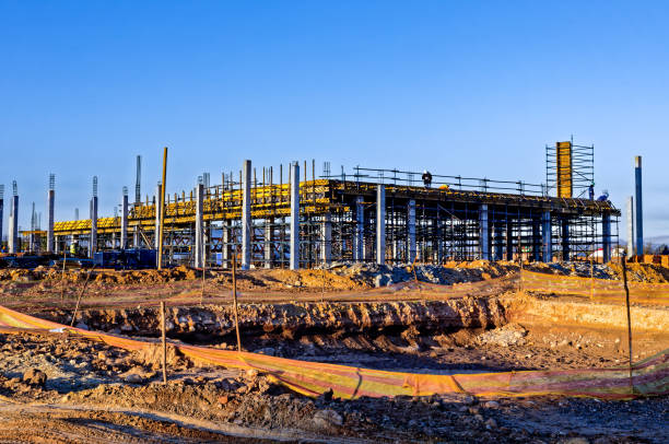 Construction of large building for mall