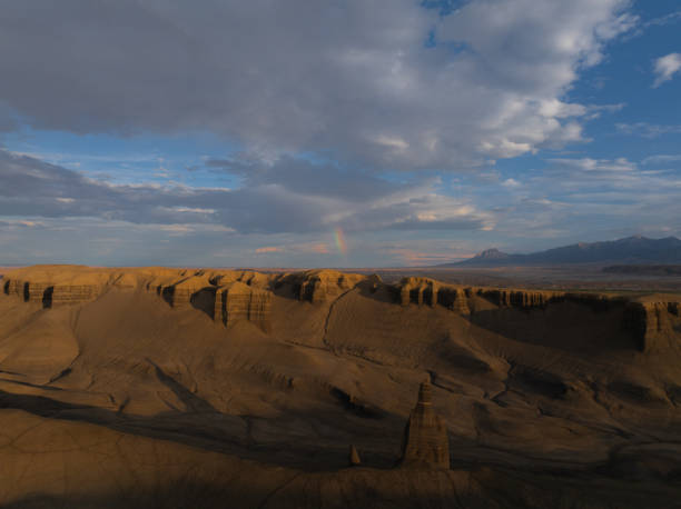 istock Rainbow and Long Dong Spire in Hanksville Utah 2166783247