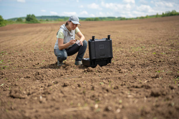 Regenerative Agriculture & Soil Ecology. Mobile Lab Fieldwork.