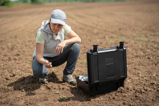 Soil Ecology Mobile Lab. Regenerative Agriculture.