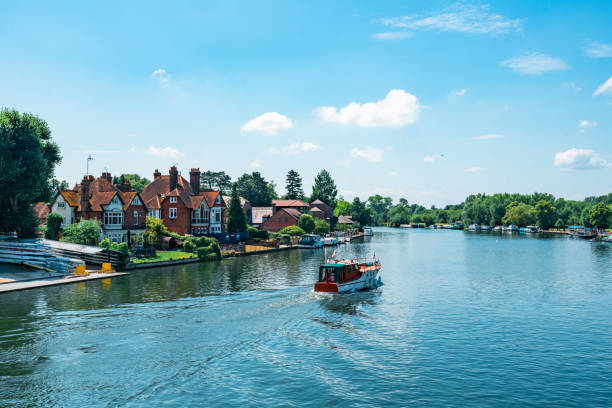 istock Thames river at Marlow, Buckinghamshire, UK 2167156612