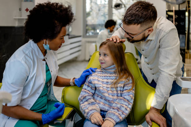 istock Family-friendly dental clinic visit 2167193610