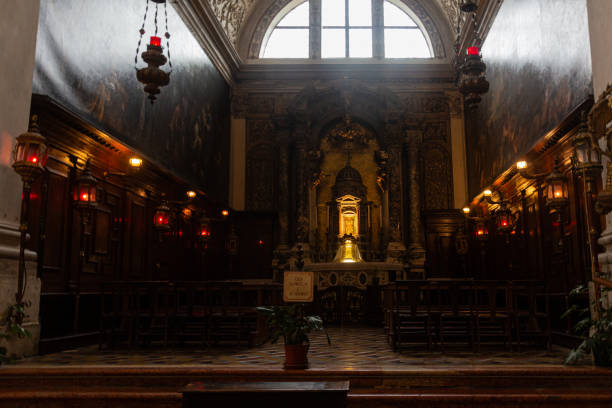 Altar in basilica di San Pietro di Castello