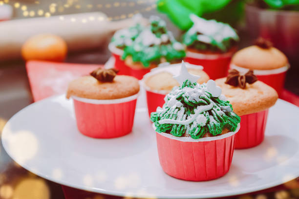 Cupcake Árvore de Natal: Bolinhos Festivos e Deliciosos! - receita deliciosa profissional - passo 1