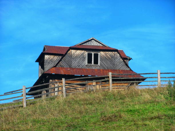 istock Abandoned Tourist Shelter on Hiking Trail 2167450727