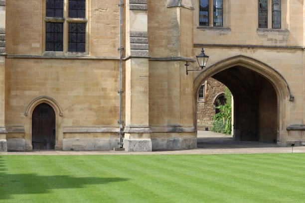 istock Archway leading between quadrangles inside an Oxford college 2167452186