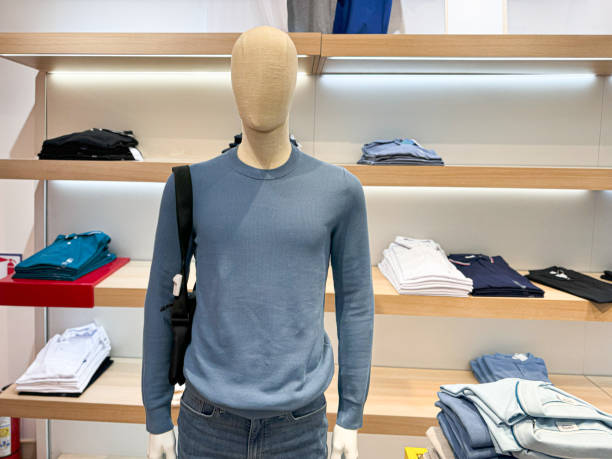 istock Casual Outfit on Mannequin in a retail store 2167461153