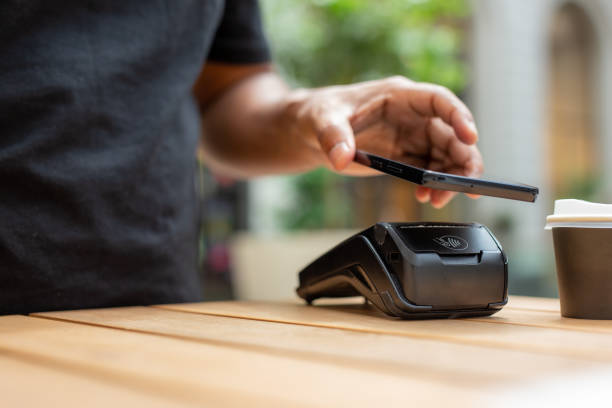 istock Wireless Payment with Credit Card: Modern Cashless Solutions 2167468757