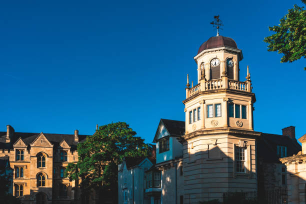 istock Siew-Sngiem Clock Tower in Oxford, UK 2167736354
