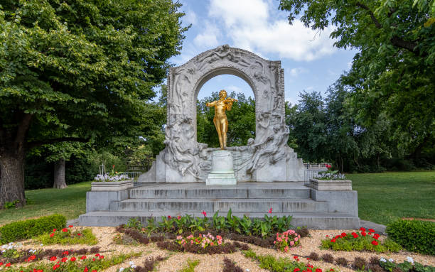 istock Johann Strauss monument in Stadtpark, Vienna(Johann Strauss Monument) 2167791830
