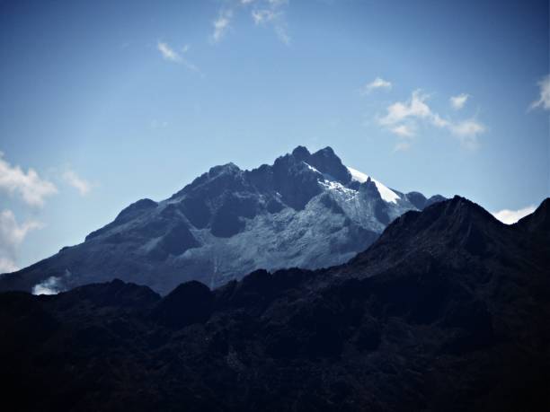 The Echo of the Mountains 33