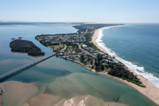 istock The Entrance on Tuggerah Lakes. 2167851975