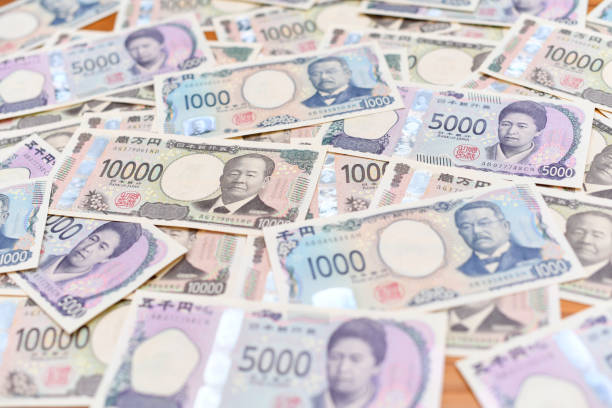istock Image of Japan's new banknotes (new 10,000 yen bill, new 1,000 yen bill, new 5,000 yen bill) 2168093301