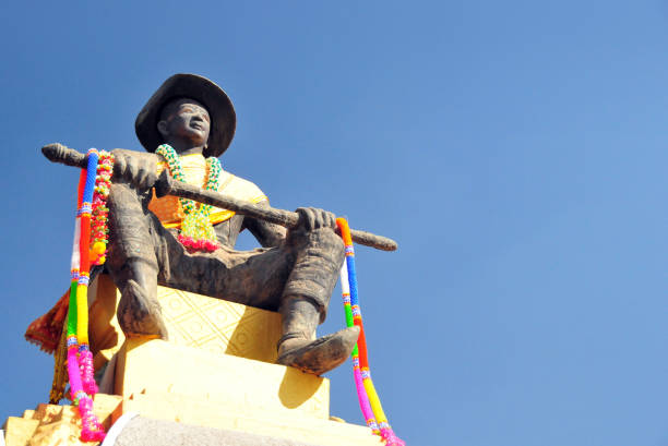 Vientiane, Laos: King Setthathirath monumentin front of the Pha That Luang, the great sacred stupa, golden stupa. Setthathirath (1534-1571) is considered one of the greatest kings of Laos. Son of King Photisarath and of a Thai princess, he succeeded Photisarath as head of Lan Xang in 1548. A great builder, he is said to have founded  Vientiane in 1560. In 1570 he successfully defended his country against the Burmese conqueror Bayinnaung, who had captured Chiang Mai in 1558 and Ayutthaya in 1569.