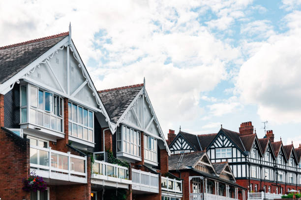 istock English typical Tudor house in Henley-on-Thames, UK 2168395561