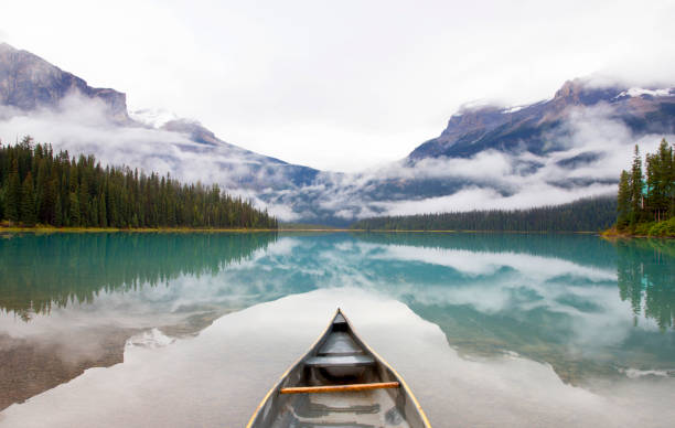 istock British columbia, Emerald Lake canoe 2168650870
