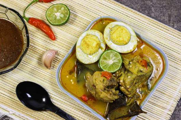 istock Chicken and eggs with yellow sauce 2168702808