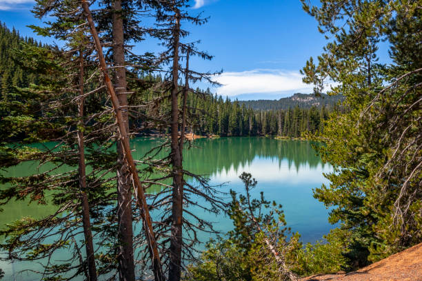 istock Devil's Lake in the Cascade Range of central Oregon 2168894058