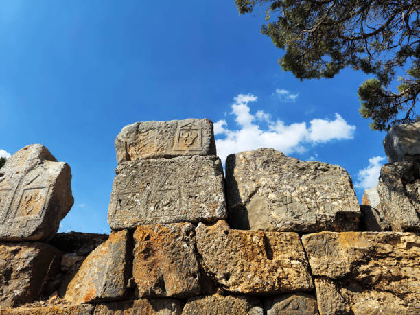 The ruins of the Men Sanctuary, located in the northeast of the ancient city of Antiokheia in Pisidia, date back to 400 BC. It was built in the name of the \