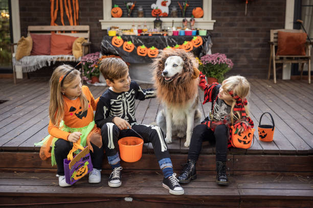 istock Halloween party at home 2169268375