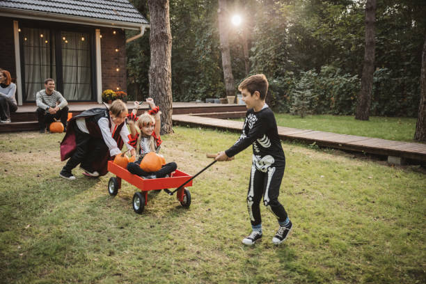 istock Halloween party at home 2169268405