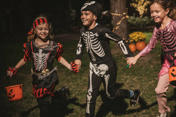 istock Halloween party at home 2169268452
