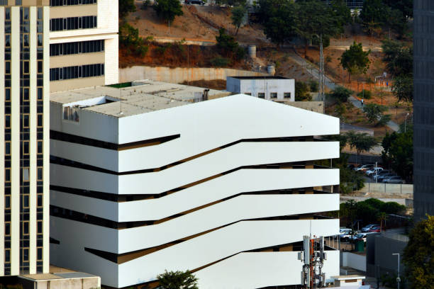 Luanda, Angola: modern campus of the Sapiens Institute ('Instituto Sapiens') - Polytechnic Institute of Science and Technology / Instituto Politécnico de Ciências e Tecnologia, designed by architect Costa Lopes - Instituto Sapiens is an Angolan educational institution focused on providing advanced training and development programs in various fields, including management, technology, and social sciences.