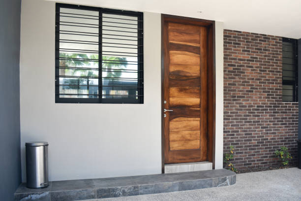 istock The front of a house 2169619789
