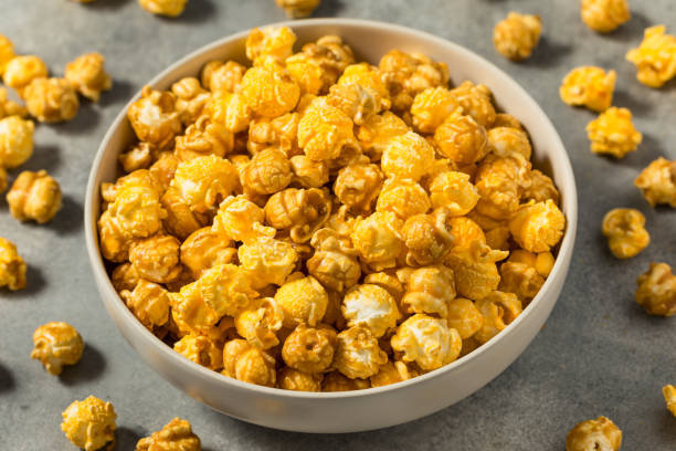 istock Homemade Chicago Style Popcorn 2169900205