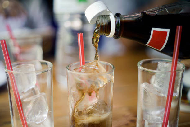 istock Pour the drink into a glass 2170003532
