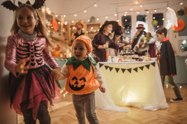 istock Halloween party at home 2170023259