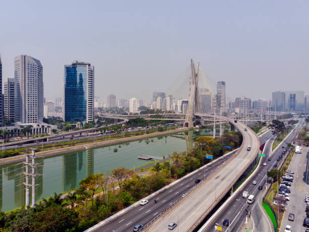 istock Marginal Pinheiros and the famous cable-stayed bridge. 2170089177
