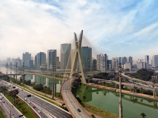 istock Marginal Pinheiros and the famous cable-stayed bridge. 2170089217
