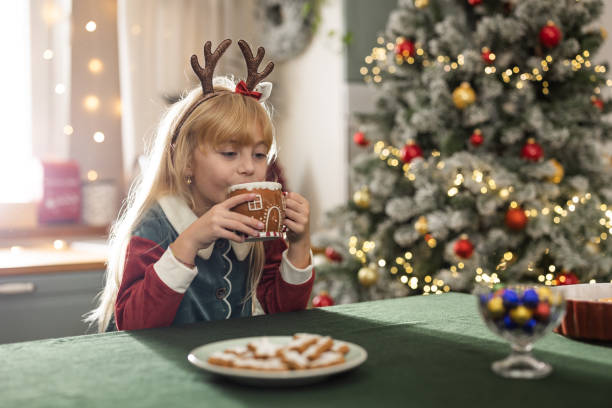 istock Sweet holidays at home 2170178384