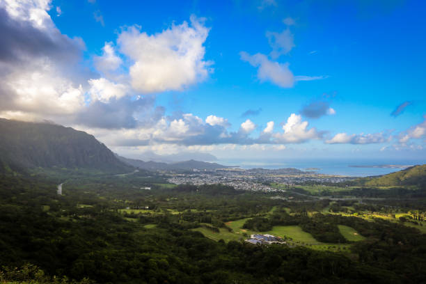 istock Dramatic View of Koolau Mountain Range and Lush Valley at Kaneohe Bay 2170251171