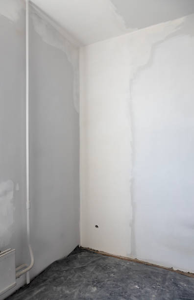 istock Plastered corner wall in the house. 2170268426