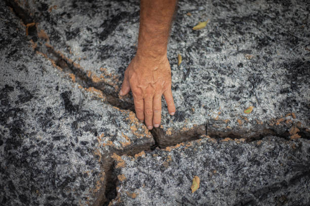 Accident and disaster, the earth cracked after the fire