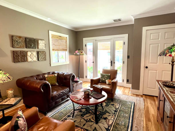 istock Craftsman home tastefully decorated 2170582776